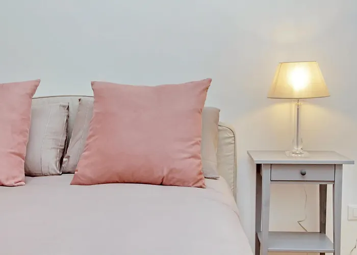 Charme E Style: Splendid With 2 Bedrooms