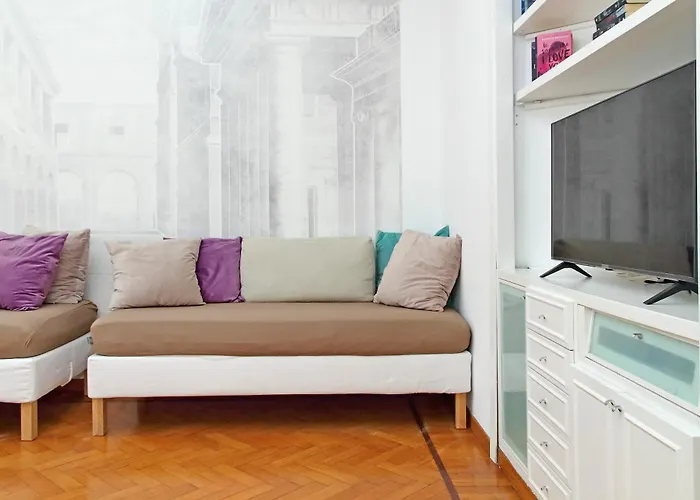Charme E Style: Splendid With 2 Bedrooms רומא