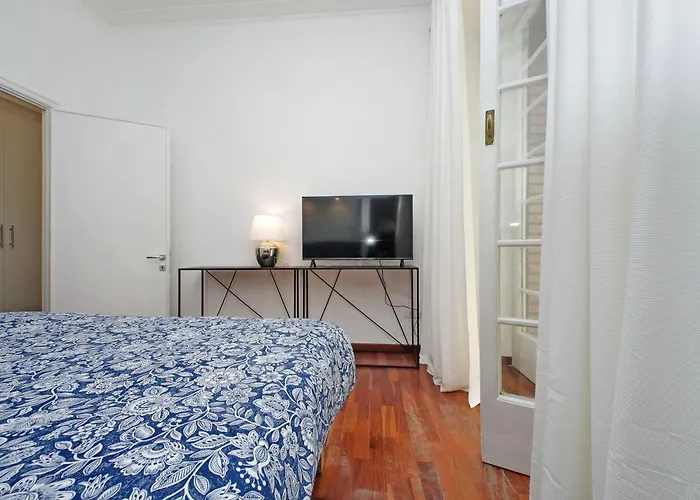 Charme E Style: Splendid With 2 Bedrooms רומא