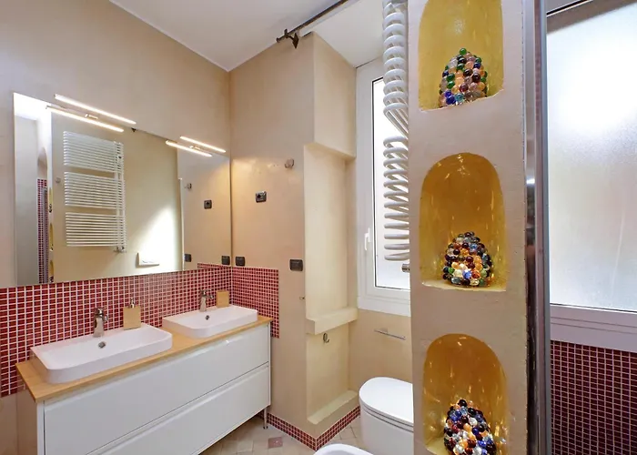 Charme E Style: Splendid With 2 Bedrooms דירה *