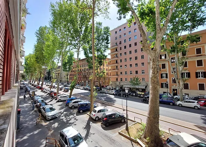 Charme E Style: Splendid With 2 Bedrooms דירה *